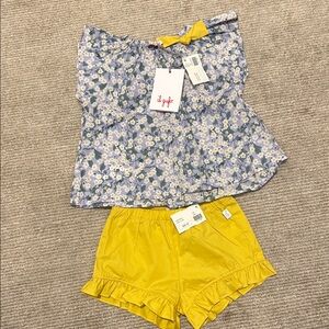 Il Gufo Floral Top and Yellow Shorts Set